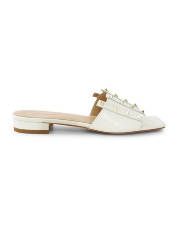 Cream colour