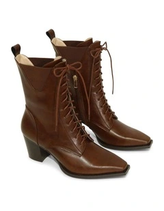 Jumping Ship Laced Boot in Chocolate