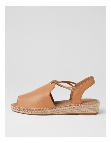 Tan colour
