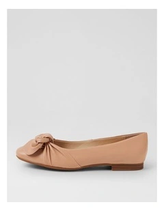 Ulrich D Dark Nude Leather Flat Shoes