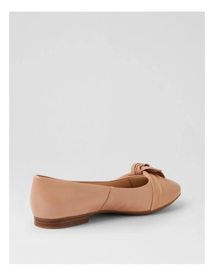 Ulrich D Dark Nude Leather Flat Shoes image 3