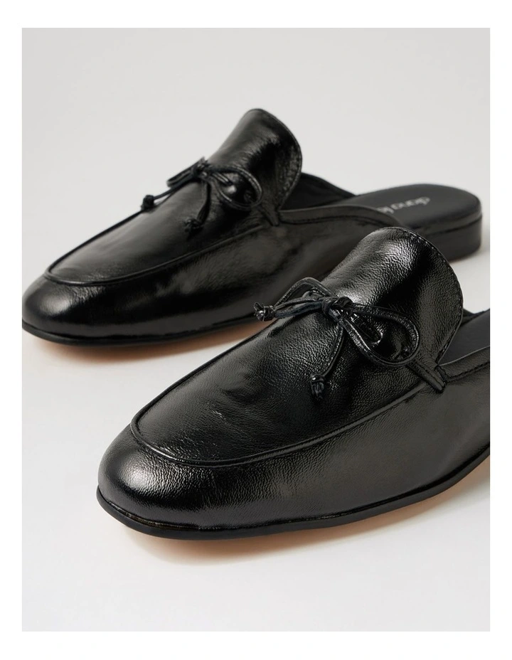 Irrino Black Crinkle Patent Flat Shoes image 5