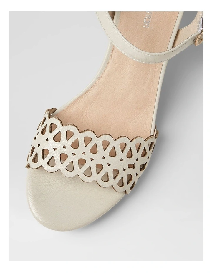 Graice Cream Leather Sandals image 4
