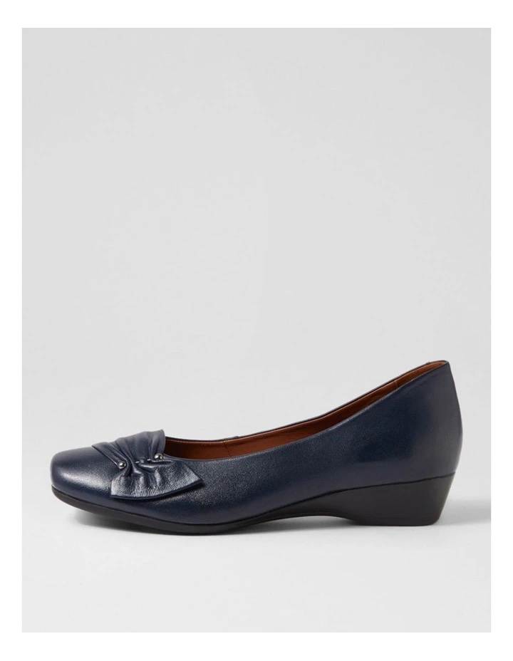 REVERSE-SU-NAVY-LEATHER image 1