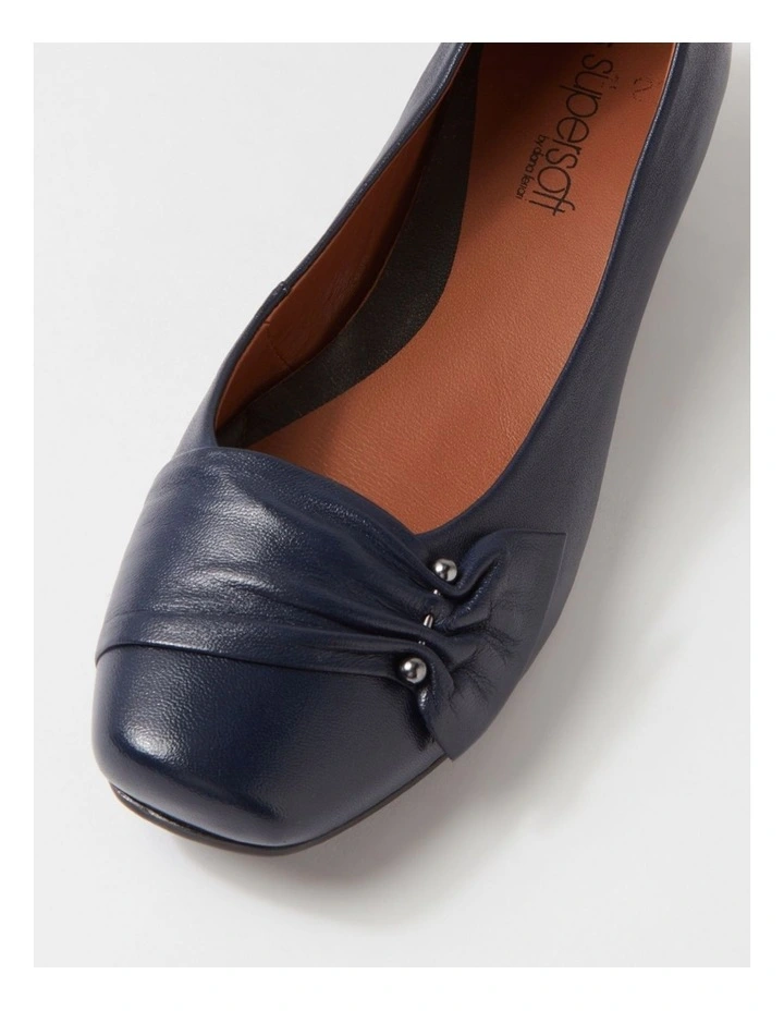REVERSE-SU-NAVY-LEATHER image 4
