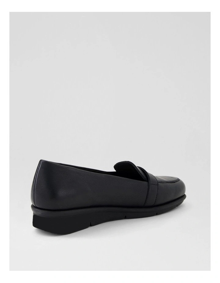 Pipers Black Leather Flat Shoes image 3