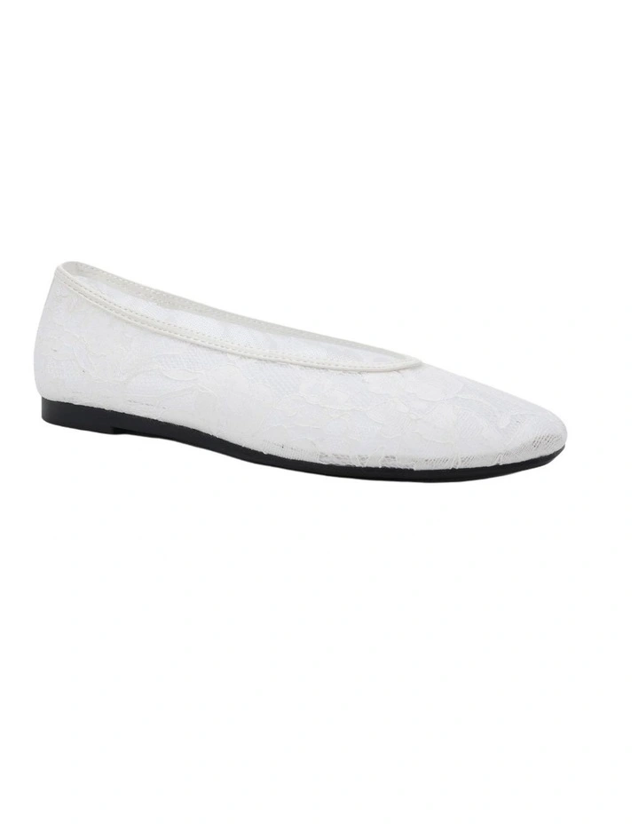 CUBIC - WHITE LACE image 2