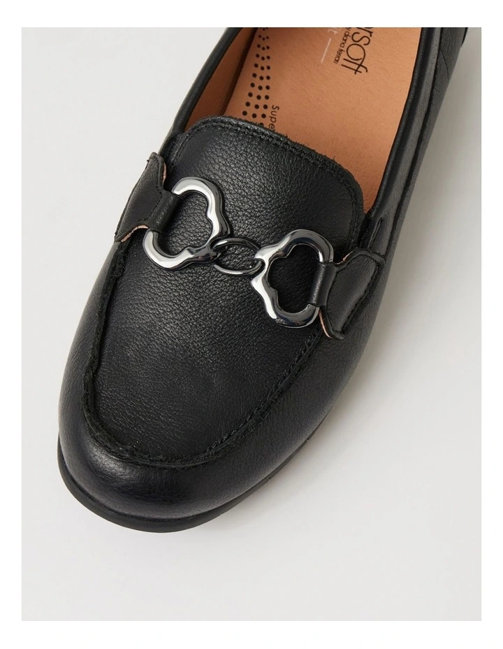 Bethanis D Black Leather Flat Shoes image 4