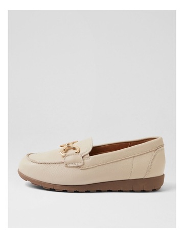 Neutral colour