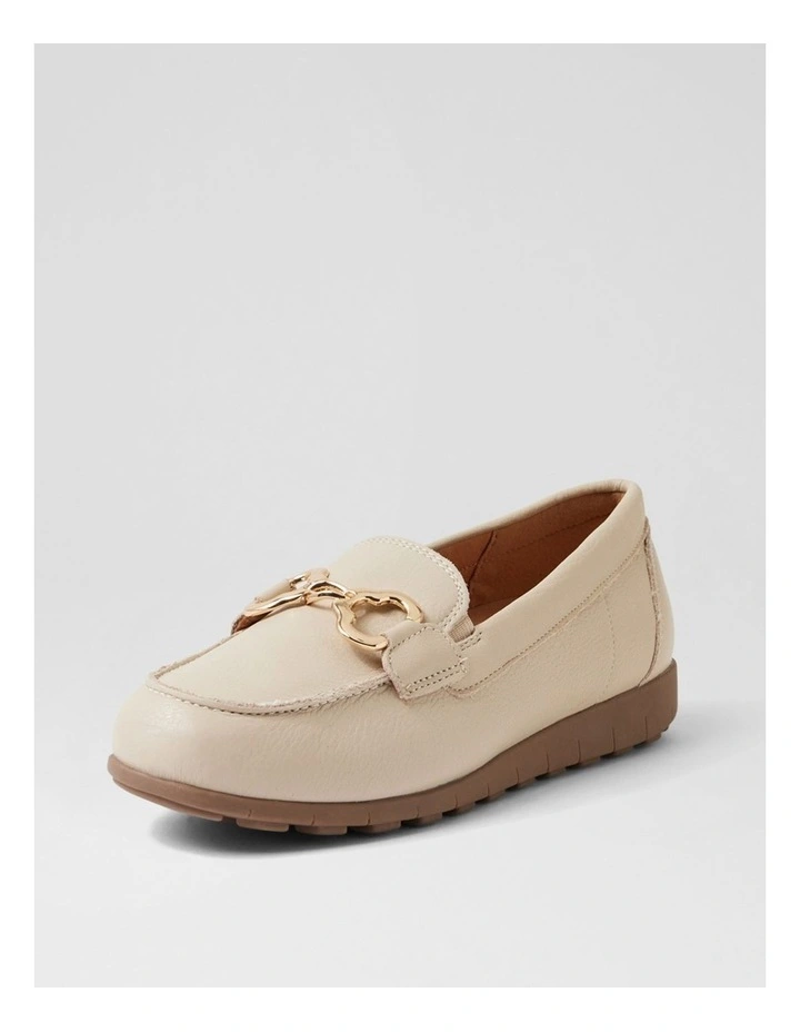 Bethanis D Almond Leather Flat Shoes image 2
