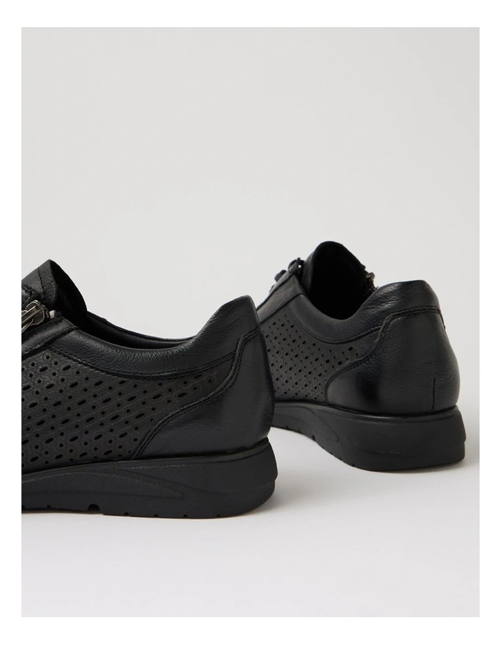 Natalia Black Leather Flat Shoes image 5
