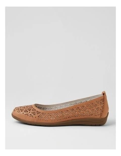 Carlinas Dark Tan Leather Flat Shoes