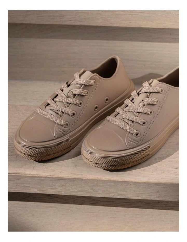 Connie Beige image 4