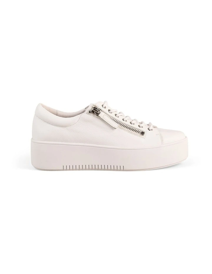 Anna Sneaker in White image 1