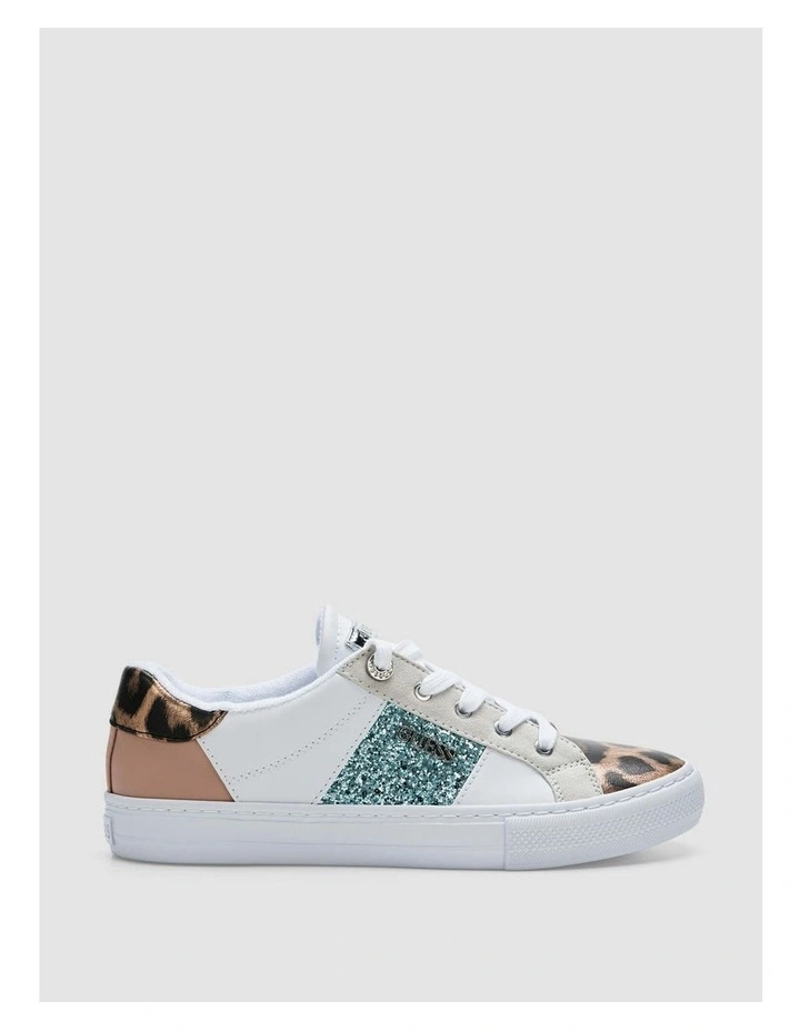 Multi Loven3 Sneakers in White image 2