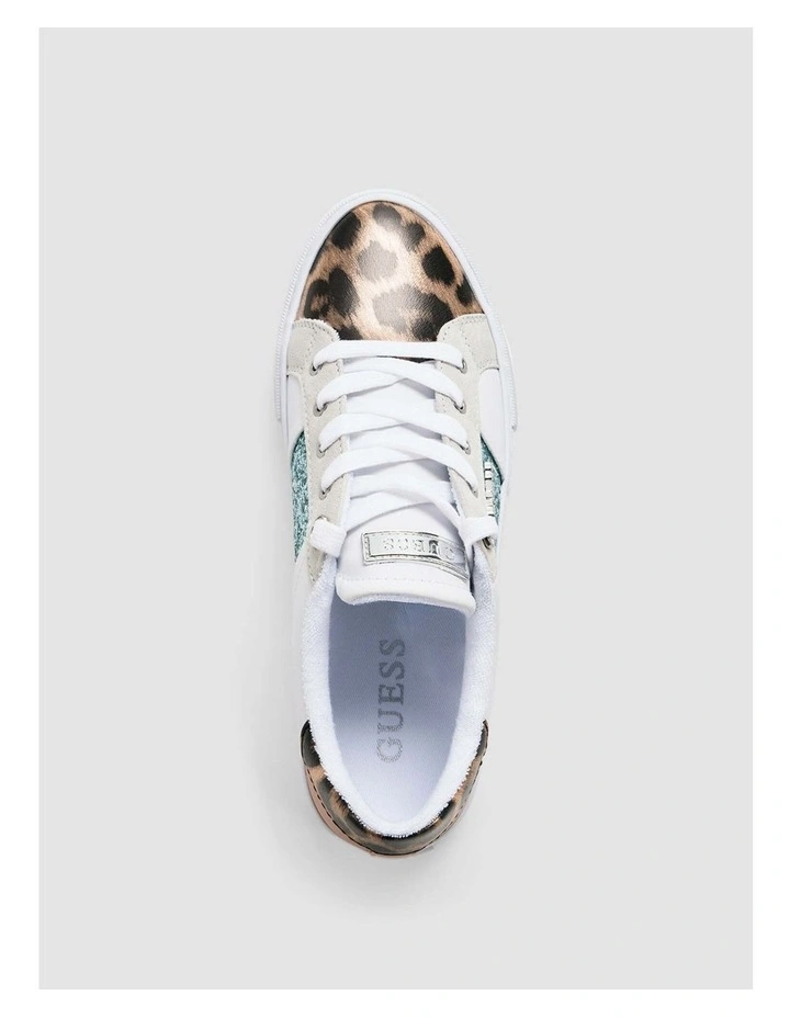 Multi Loven3 Sneakers in White image 4