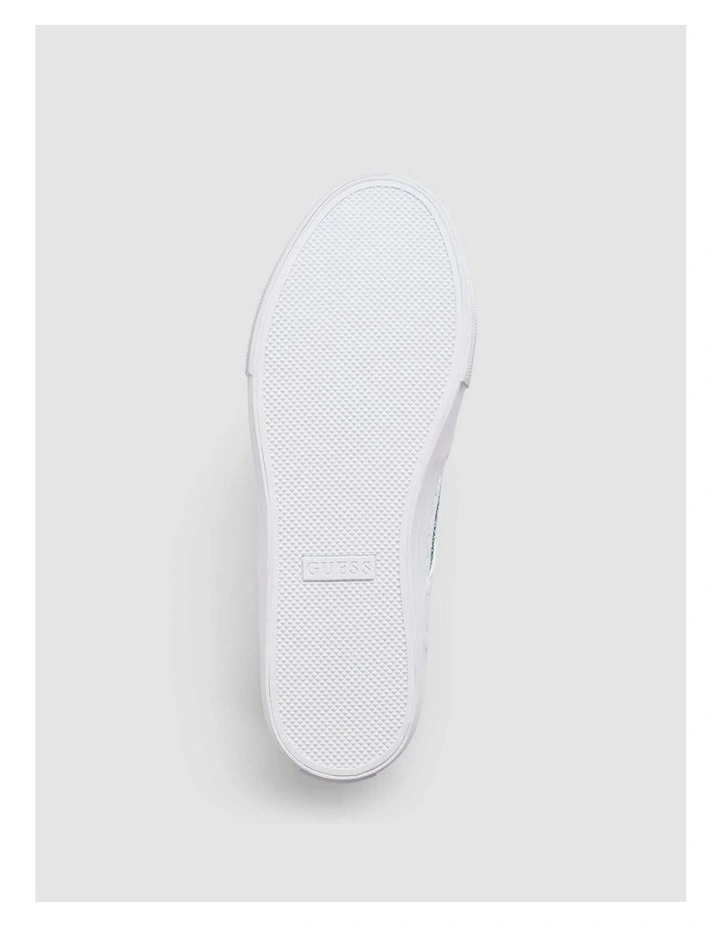 Multi Loven3 Sneakers in White image 5