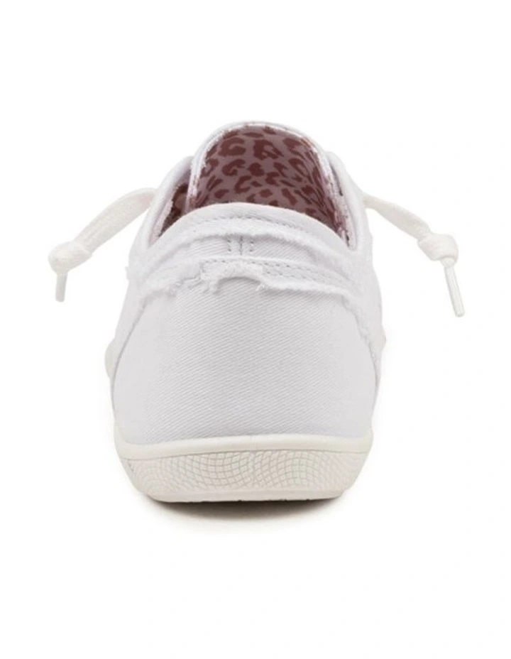 MYNKA WHITE CANVAS image 3