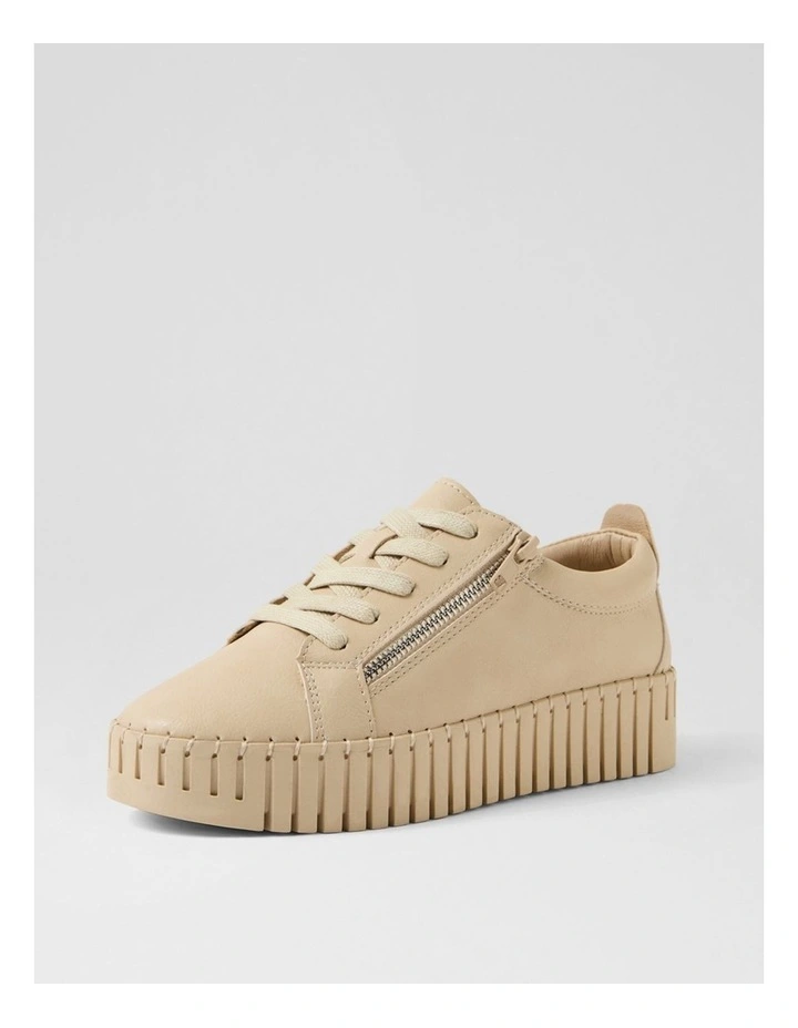 Basiko Latte Sneakers image 2