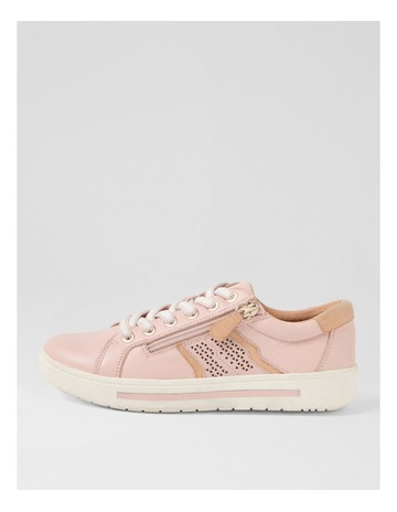 Pink colour