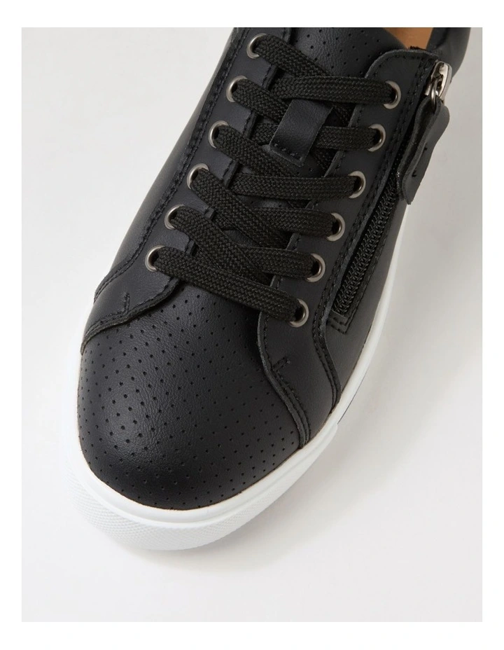 Keeked Black Sneakers image 4