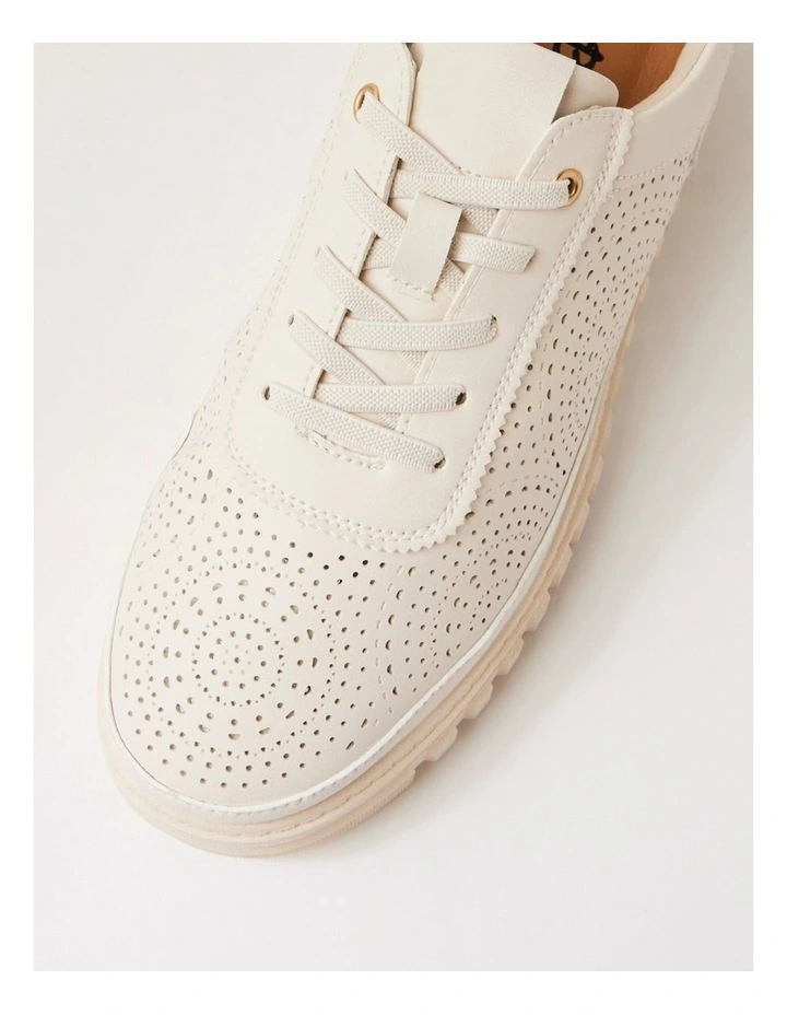Toppie Beige Sneakers image 4