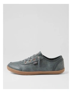 Mynka Lace Ups Steel Sneakers