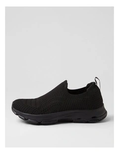 Walking Black Knit Sneakers