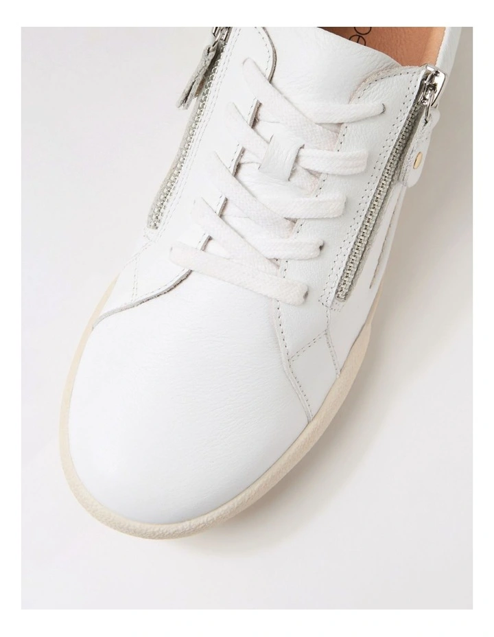 Yannas Off White Leather Sneakers image 4