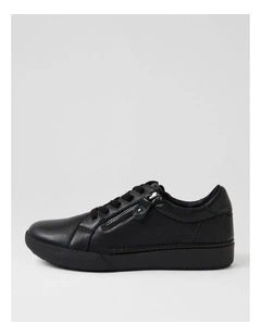 Yannas Black Leather Sneakers