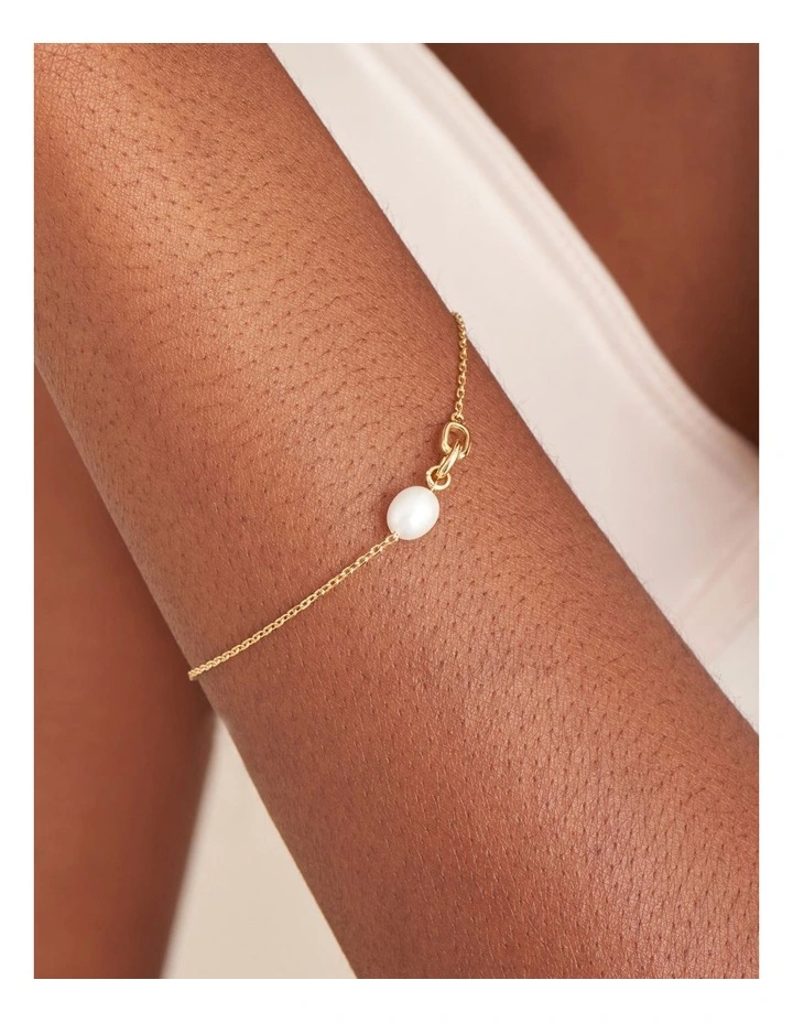 Gold Pearl Link Chain Bracelet image 3
