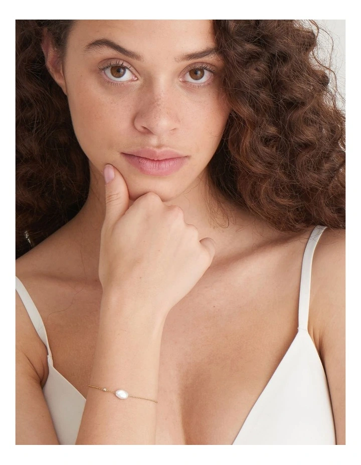 Pearl Bracelet Gold image 2