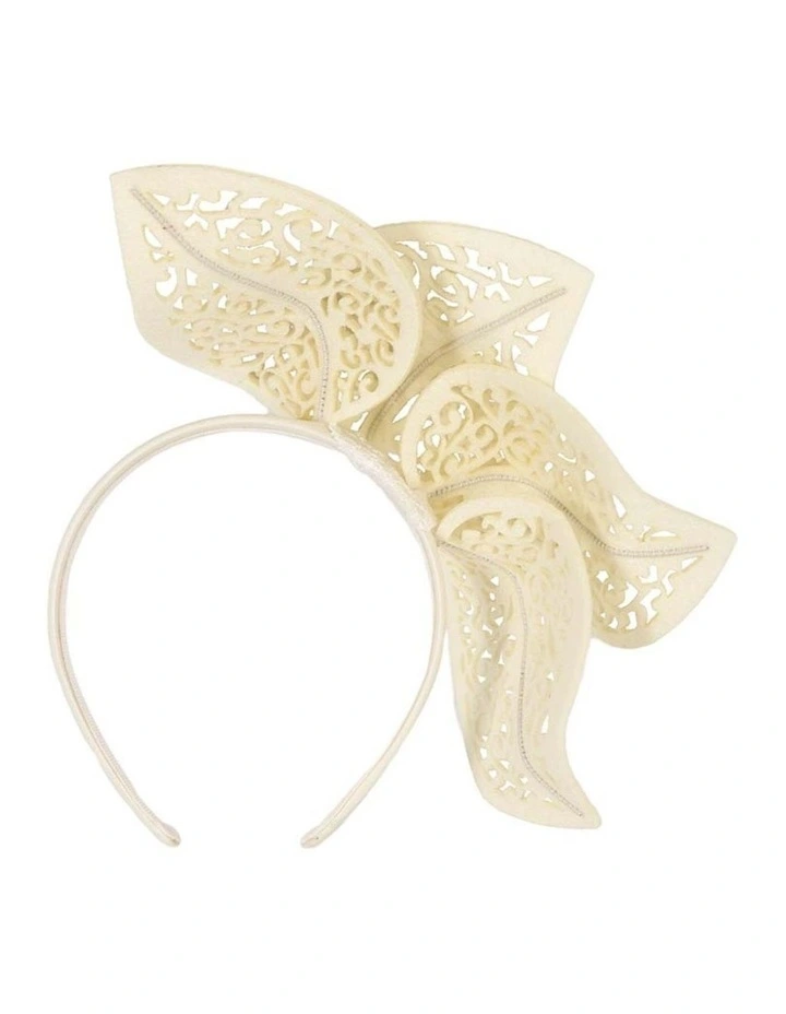 Modern cream racing fascinator by Max Alexander MA681C image 4