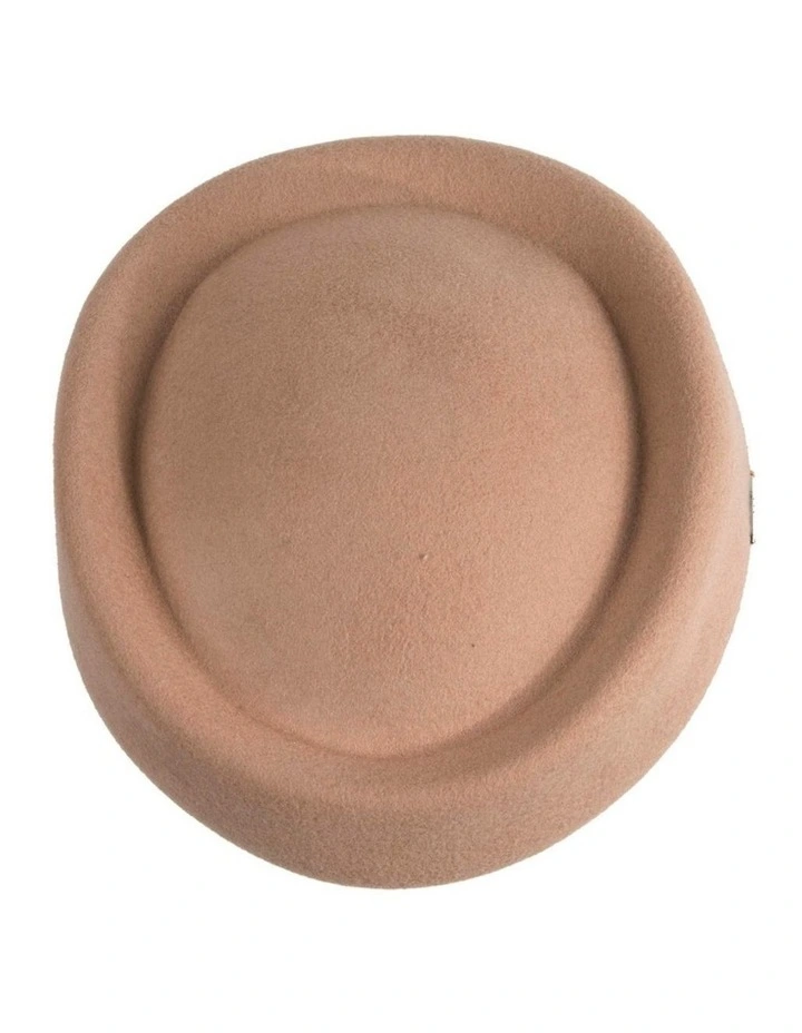 Classic Stewardess Felt Pillbox Hat J463BE in Beige image 4