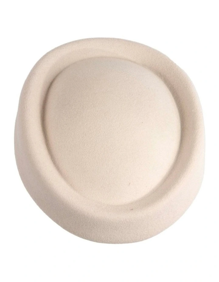 Max Alexander Classic Stewardess Felt Pillbox Hat - Cream & White J463C image 4