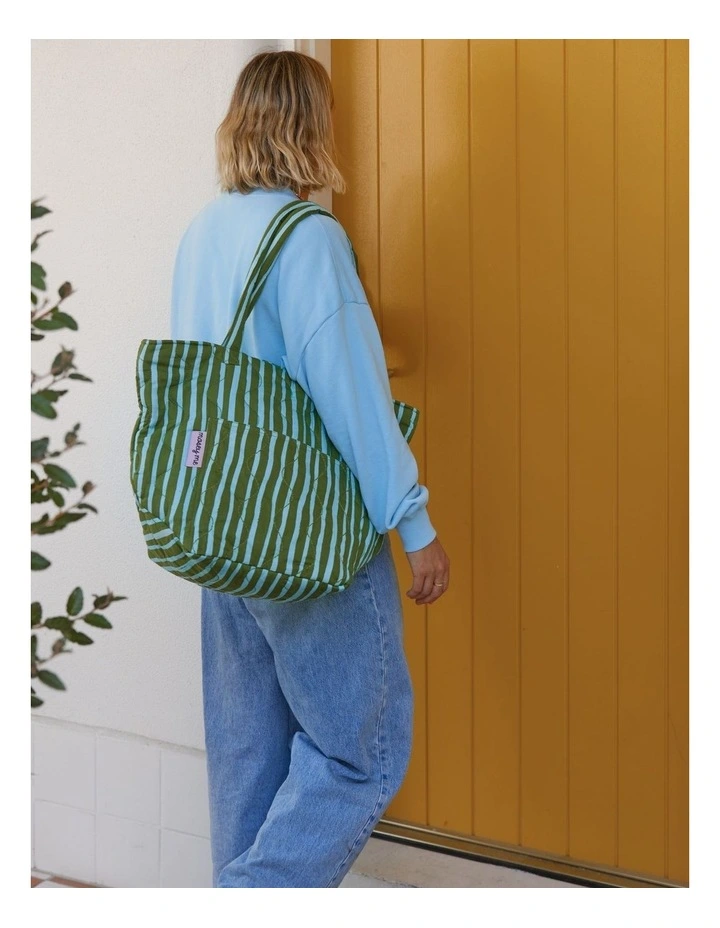 Strokes Quilted Bag in Green image 3