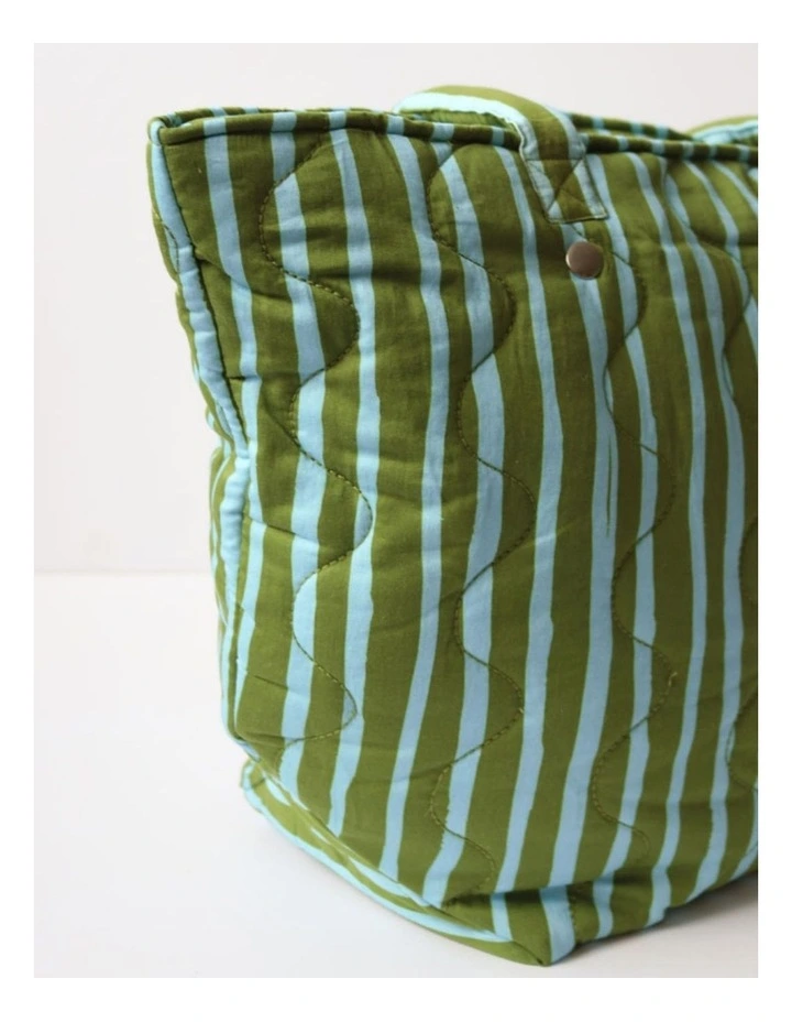 Strokes Quilted Bag in Green image 5