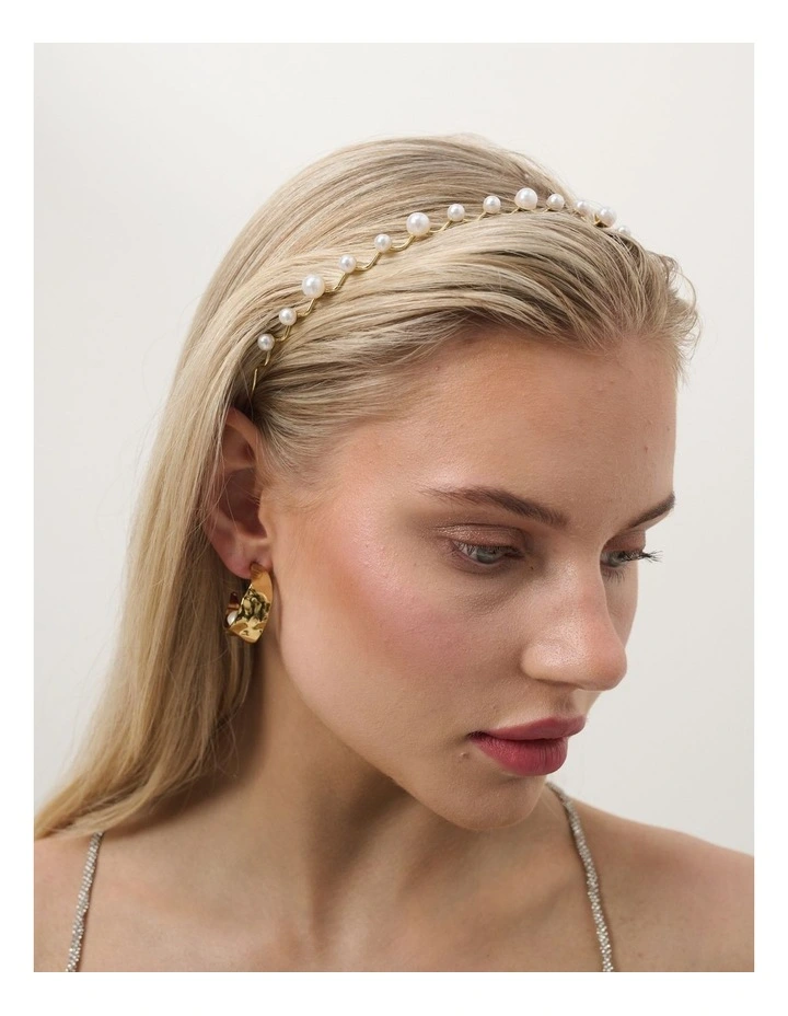 Isla Dainty Pearl Metal Headband in White image 2