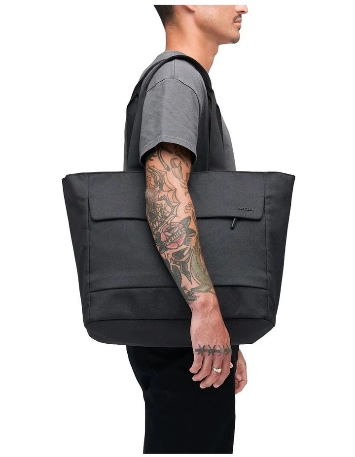 Incase Crosstown Tote INCO400802-BLK in Black image 5