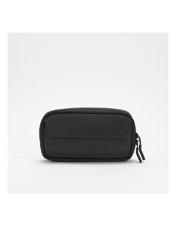 Incase Crosstown Sling - Black [INCO400800-BLK] image 1