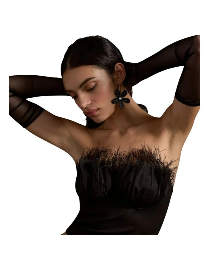 The Lily Long Mesh Gloves in Black image 2