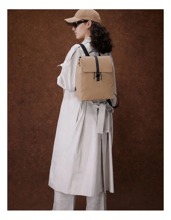Gaston Luga Dsh Bucket (12L) Waterproof 13 Laptop Backpack - Latte image 6