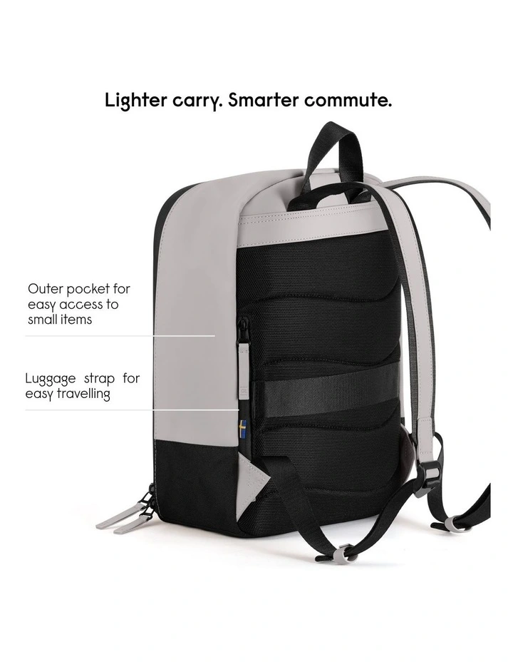 Gaston Luga Dsh Daily (13L) Waterproof 14 Laptop Backpack - Taupe image 3