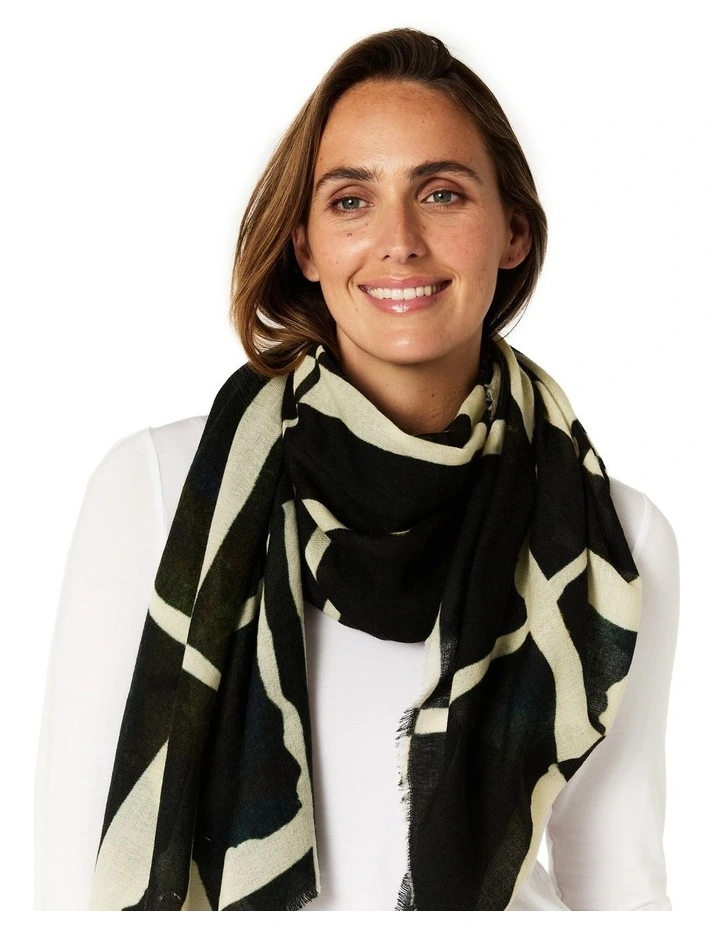 GEO SCARF image 1