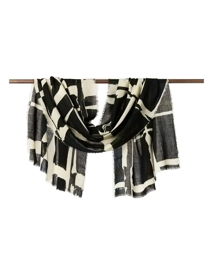 GEO SCARF image 4