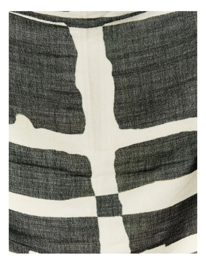 GEO SCARF image 5