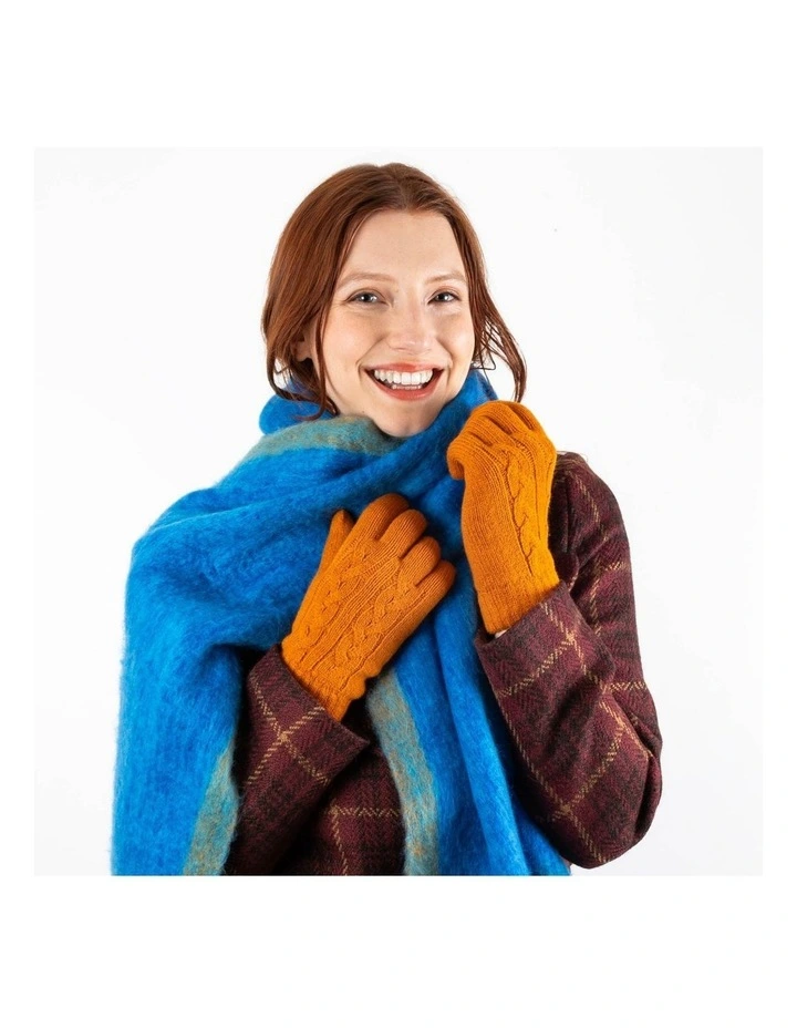 Dents Womens Cable Knit Cosy-Lined Gloves in Pumpkin Orange image 2