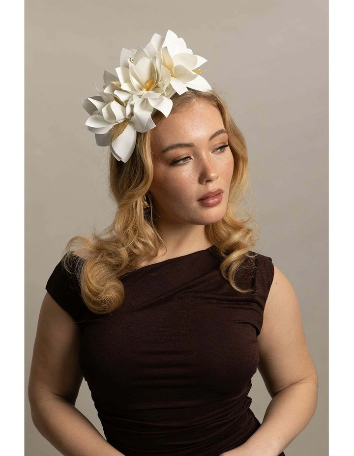 Devon Headpiece in White image 3