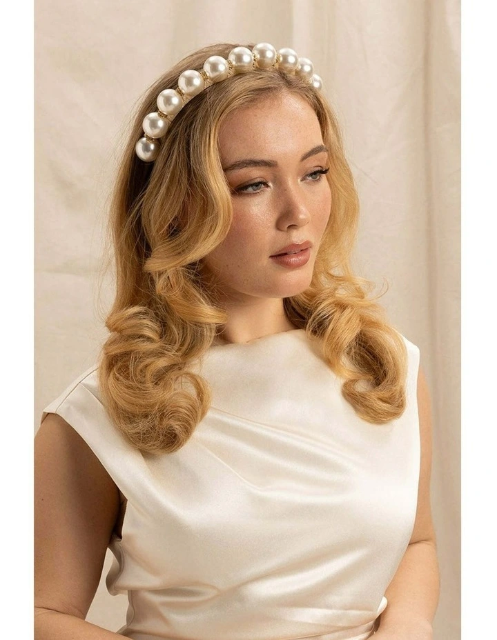 Rihannon Headpiece in Pearl image 2