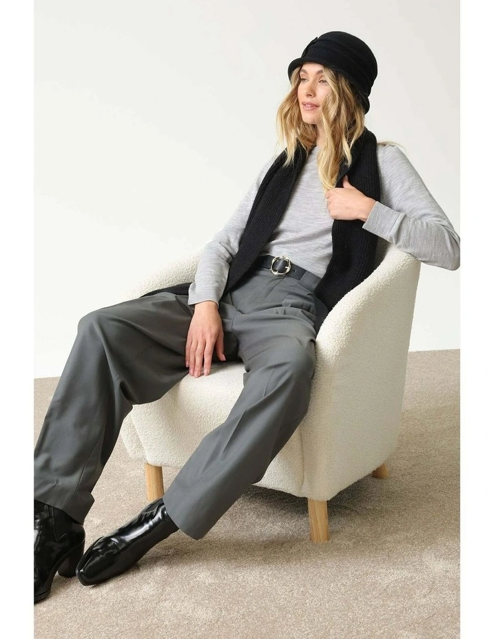 Joy Wool Cloche Hat in Black image 4